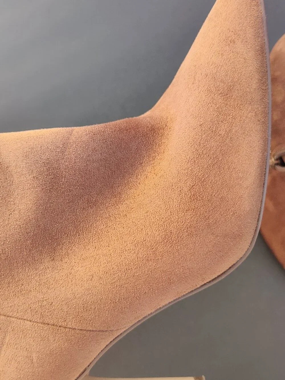 Women's suede brown high heels booties boots forever 21 size 7.5